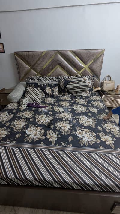 Bed Set / Home Furniture / King Bed Set