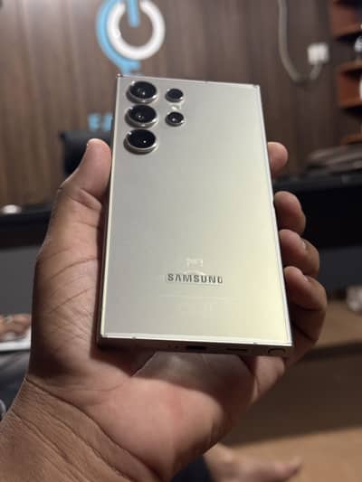 Samsung Mobile S24 Ultra
