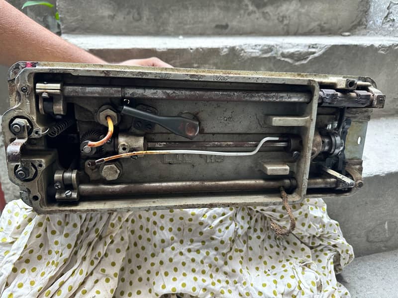 sewing Machine 7