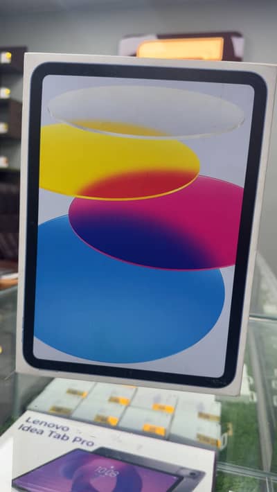 iPad 11 Generation Box Pack