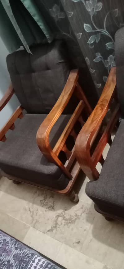 5 setter sofa set pure wood molty foam ka hai