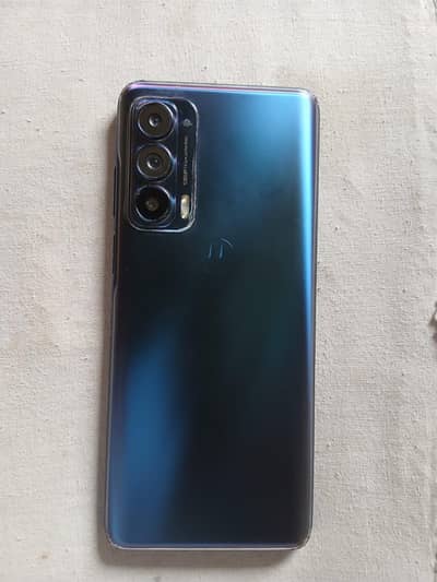 Motorola edge 2021