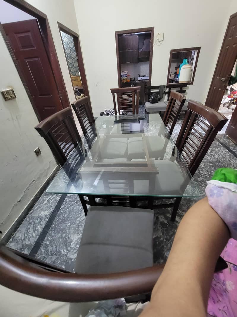 Dinning Table 3