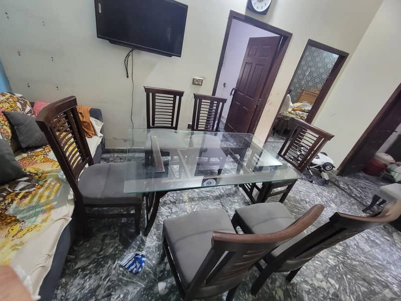 Dinning Table 4
