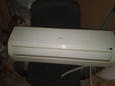 genioun 1.5 ton gree ac for sale