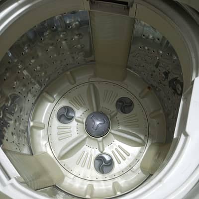 lg full automatic machine