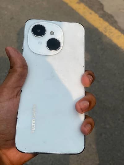Tecno Spark Go 1