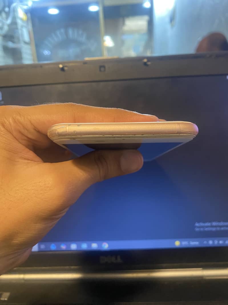 Apple iPhone 7 Plus 4