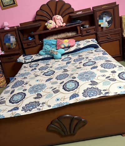Wooden bed set