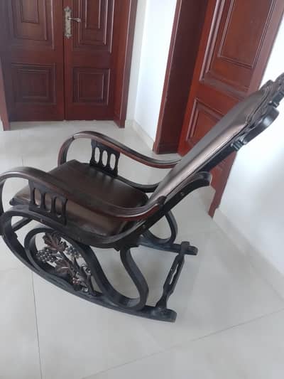 chinoti wooden rocking chair