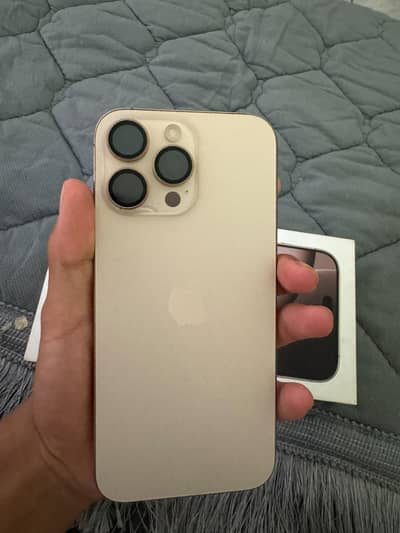 Apple iPhone 16 Pro Max