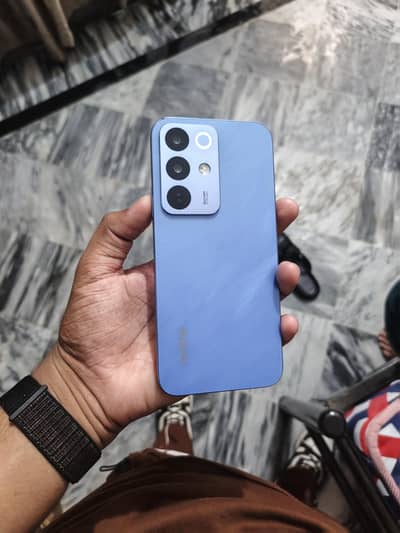 Realme c85 pta 8/256 with box just 2 week use