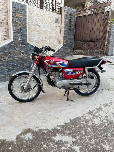 honda 125 model 21/22 islamabad number  contact no 03199637809