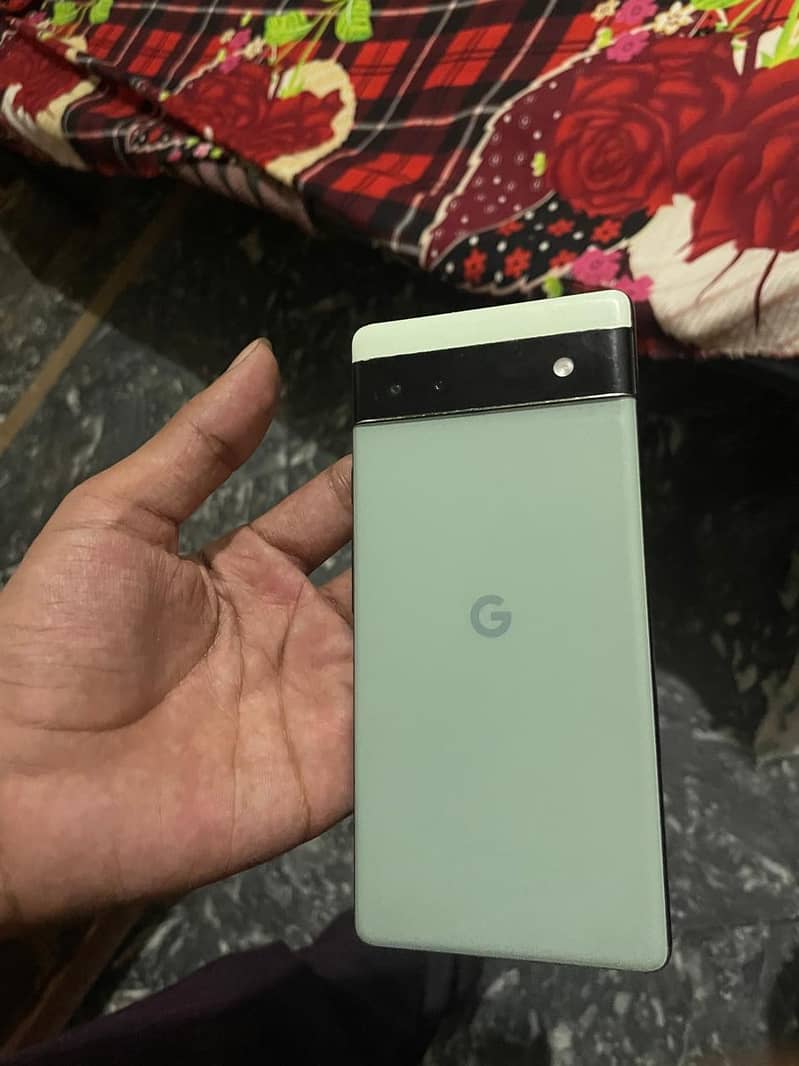 Google Pixel 6a 1
