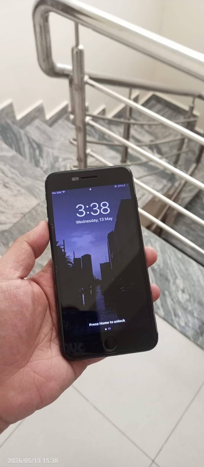Apple iPhone 7 Plus 0