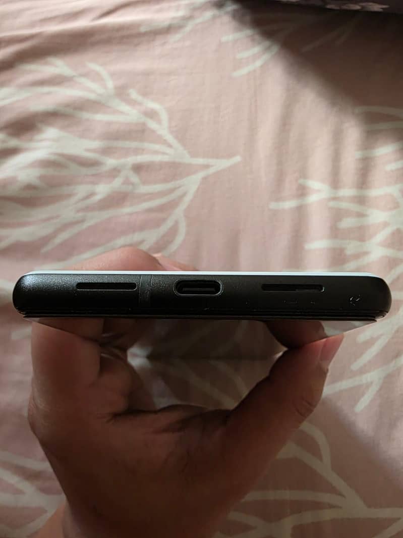 Google Pixel 6 5