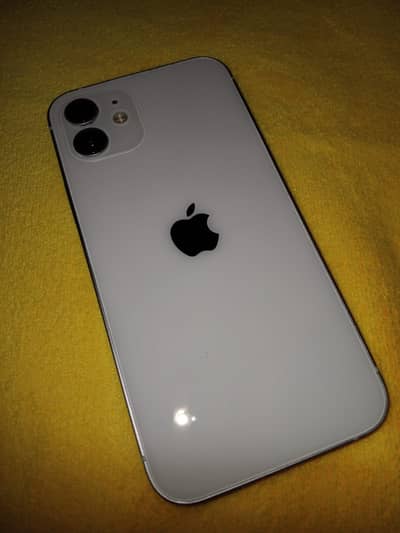 Apple iPhone 12