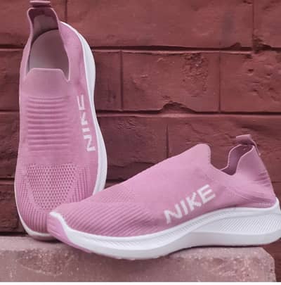 Nike Casual Shoes brand new for girls