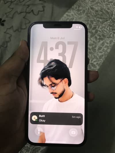 Apple iPhone 12