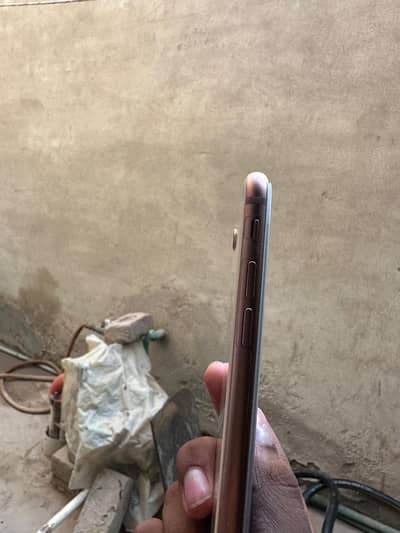 Apple iPhone 8