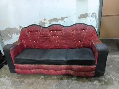 Elegant 6-Seater Sofa Set for Sale