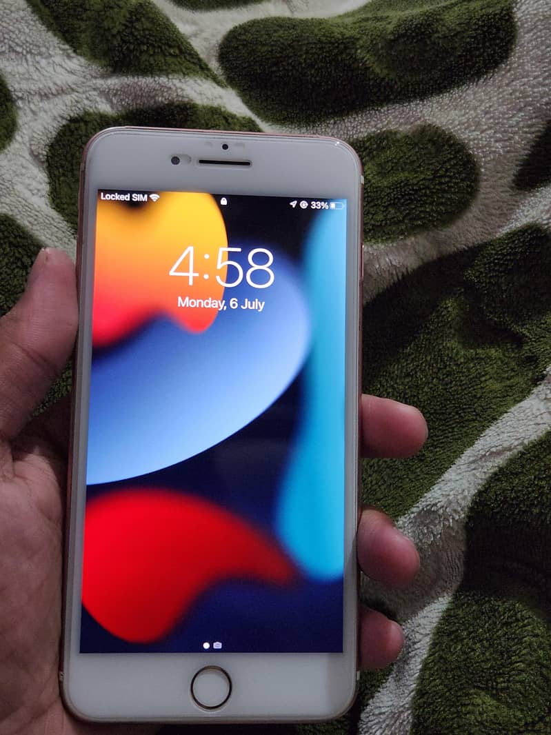 Apple iPhone 7 Plus 4