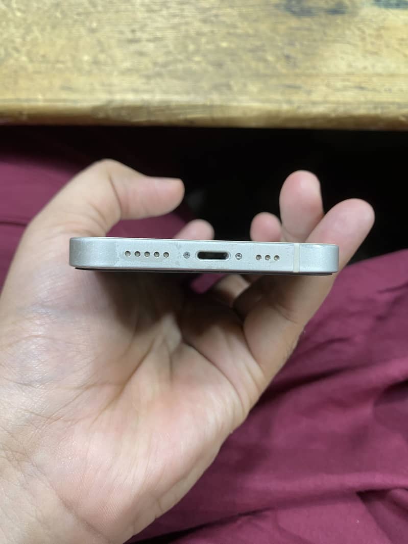 iPhone 12 3