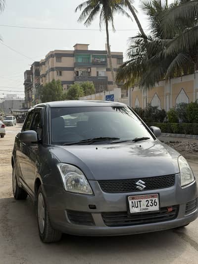 Suzuki Swift DX 2011
