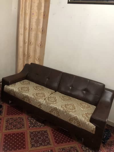 behtreen sofa ha like a new