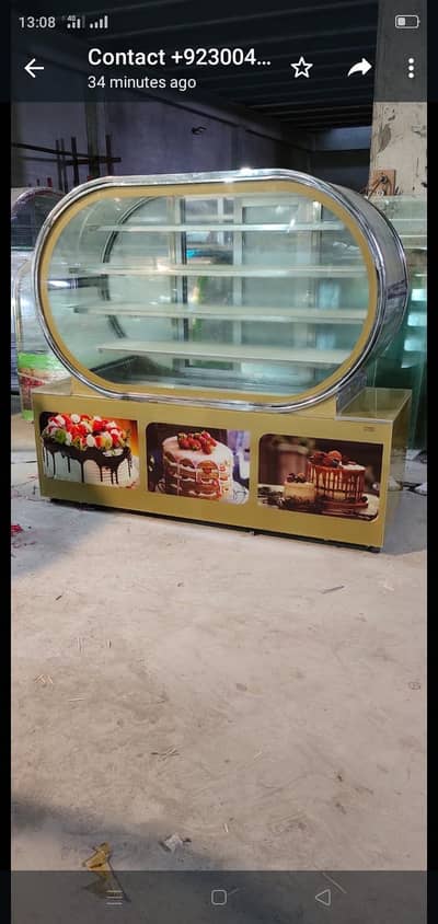 cake display countr