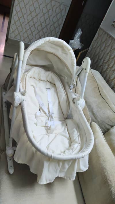 baby cot