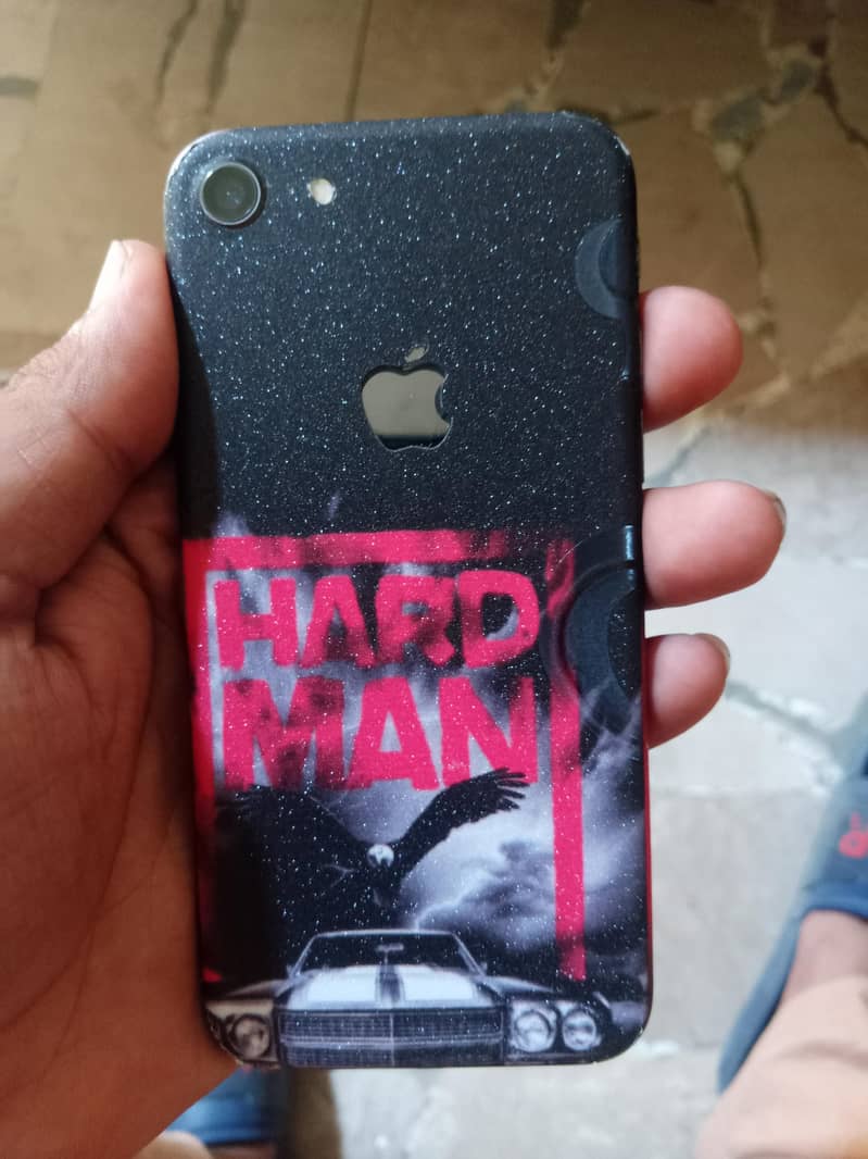 iPhone 8 3