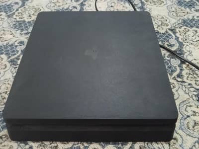 PS4 Slim 500gb Non-Jailbreak 10/10 condition