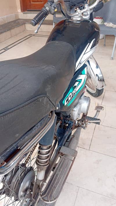 united bike 70cc 10/7 condition bike engine 10/9.5 and urgent sale
