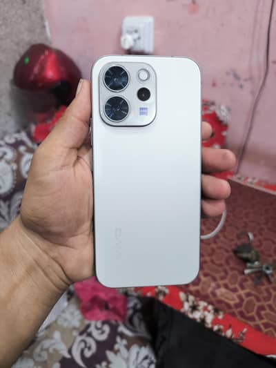 Vivo V70 5G 12+12/256 5G 0308/49000/22