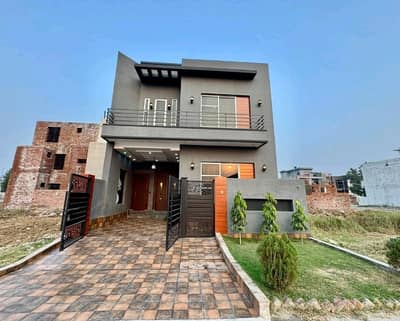 Good Location House Of 5 Marla Is Available For sale