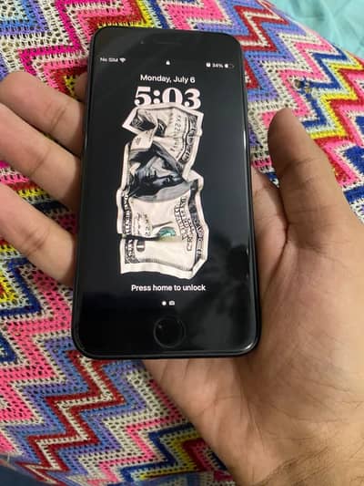 Apple iPhone SE 3