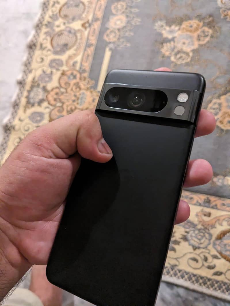 Google Pixel 8 Pro 3