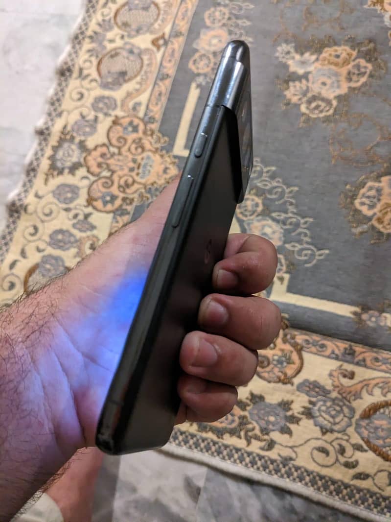 Google Pixel 8 Pro 4