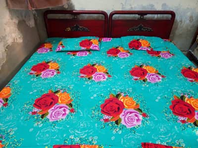 King size bed for sale