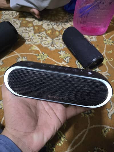 sony Bluetooth speaker MODEL No. SRS-XB20