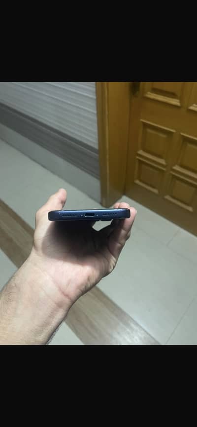Apple iPhone 17 Pro Max factury unlock 2 month sim time 100 battery