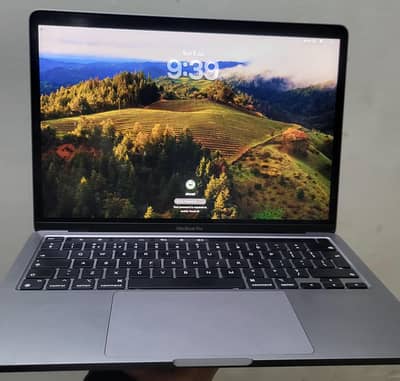 Macbook Pro M2 2022 8/512