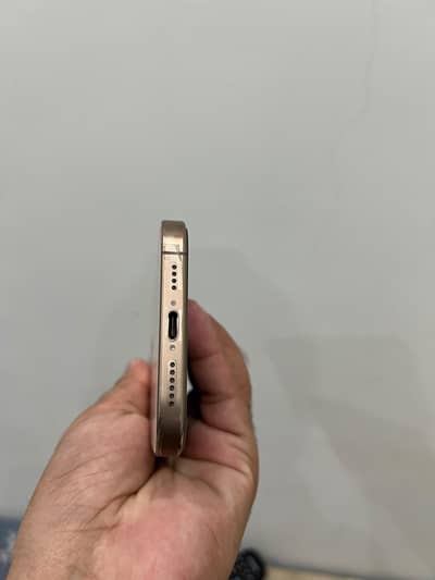 Apple iPhone 16 Pro Max