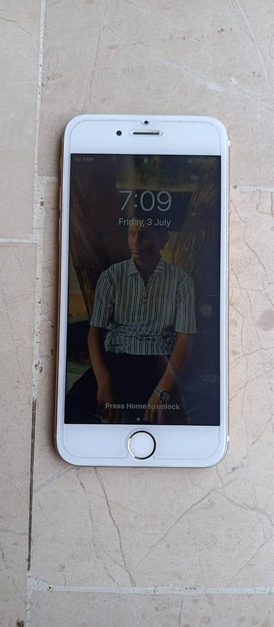 Apple iPhone 6S 4