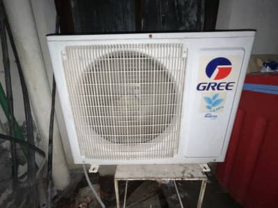 Gree Ac 10by10 resinabal price k sath