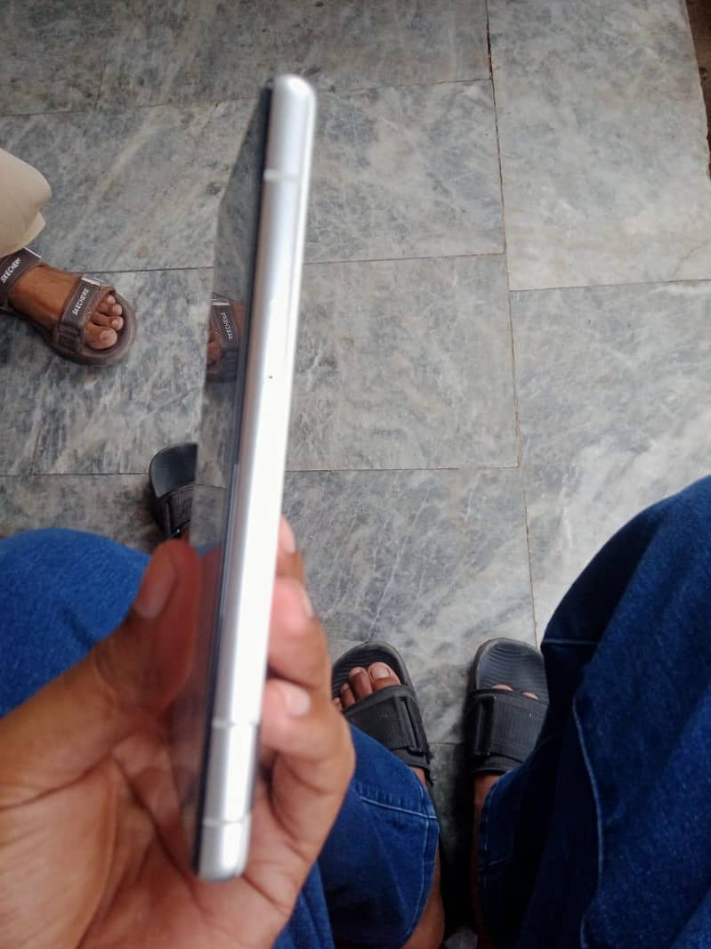 Google Pixel 7a 1