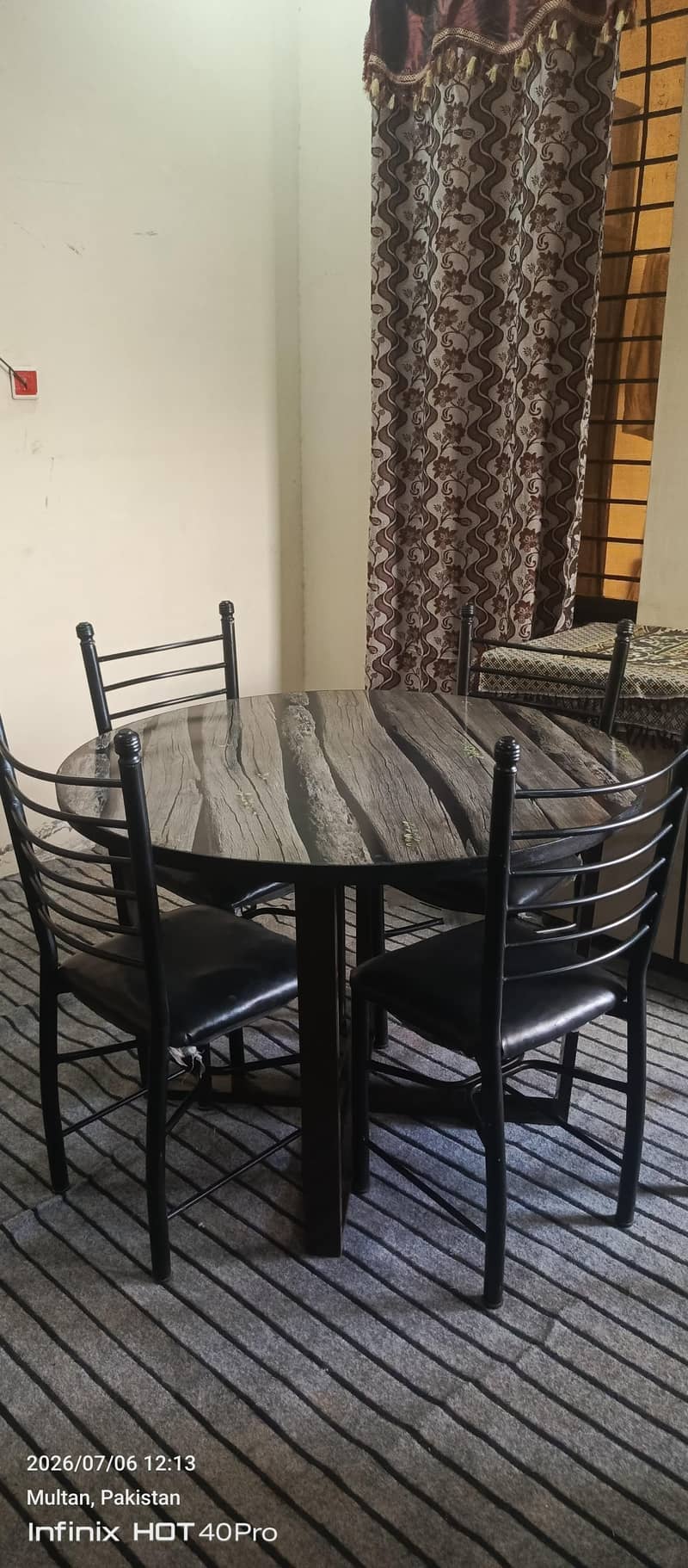 Dining table set for 4 1