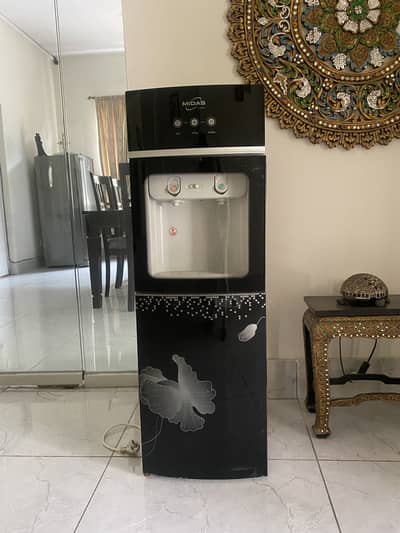 midas water dispenser 5years old