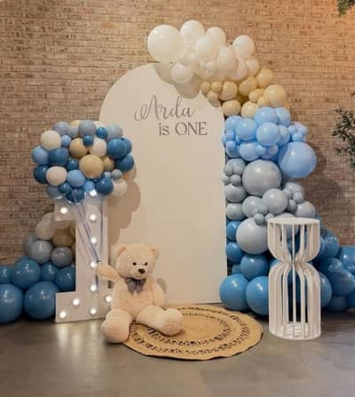 balloon decor/ birthday decor/aqeeqah decor/jumping/ magic show